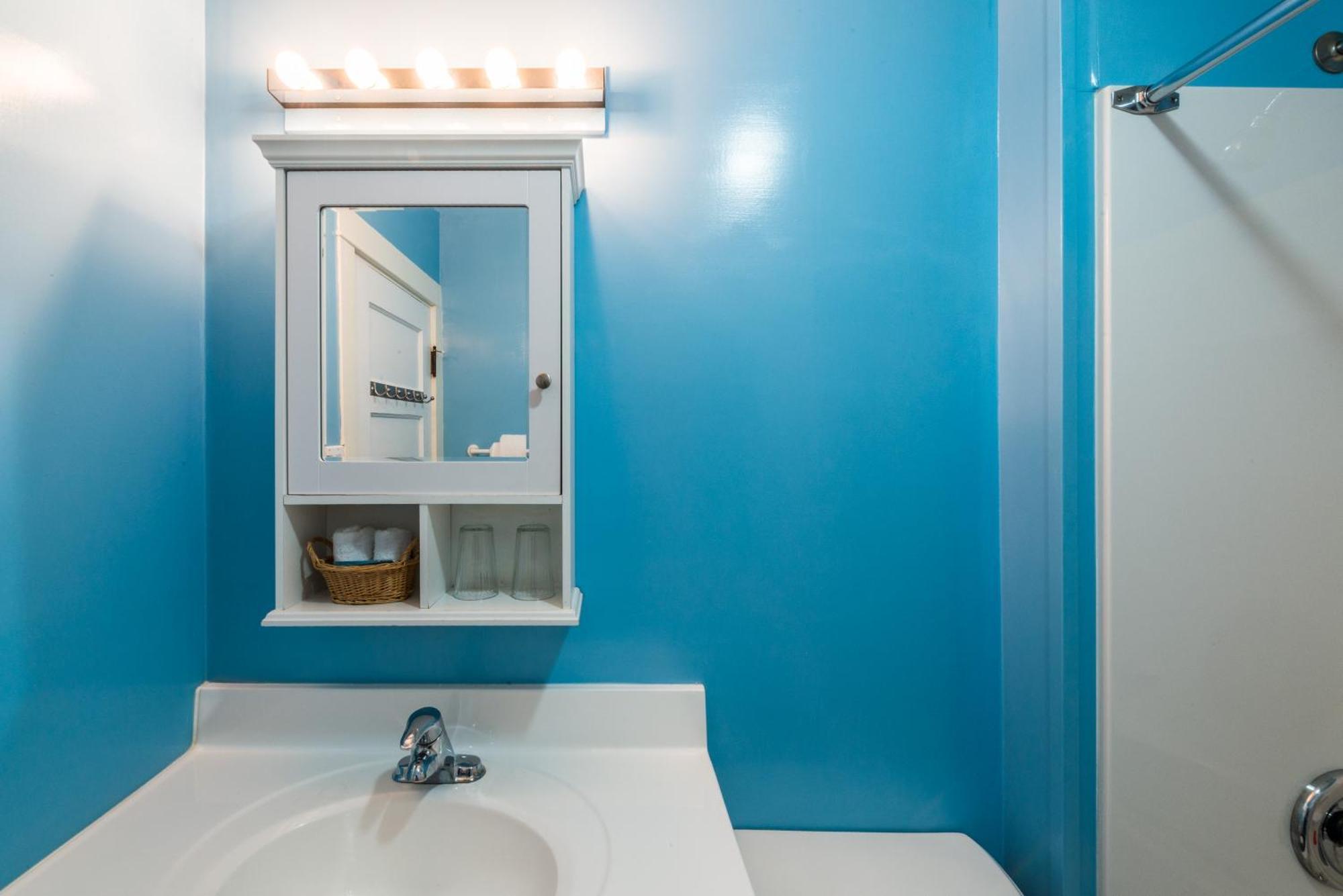 Ocean Island Garden Suites Вікторія Номер фото