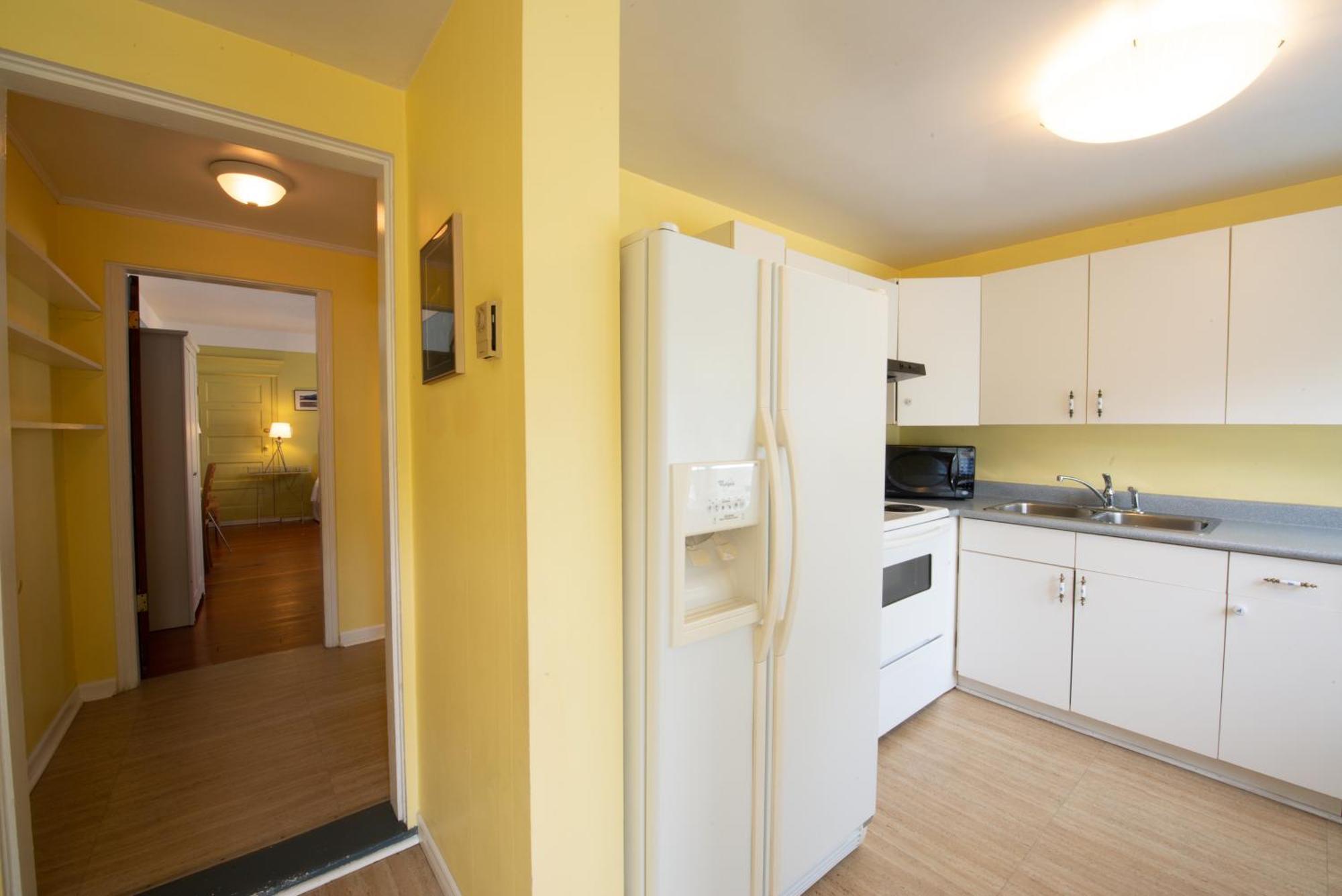 Ocean Island Garden Suites Вікторія Номер фото