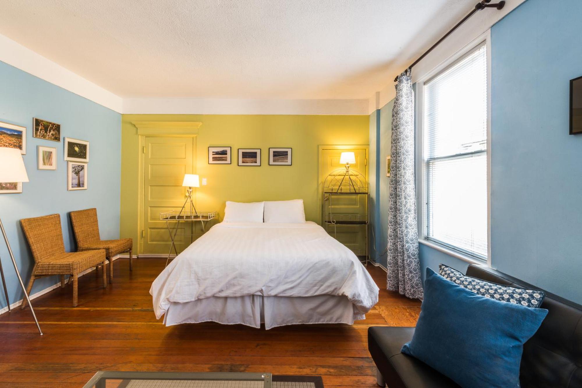 Ocean Island Garden Suites Вікторія Номер фото