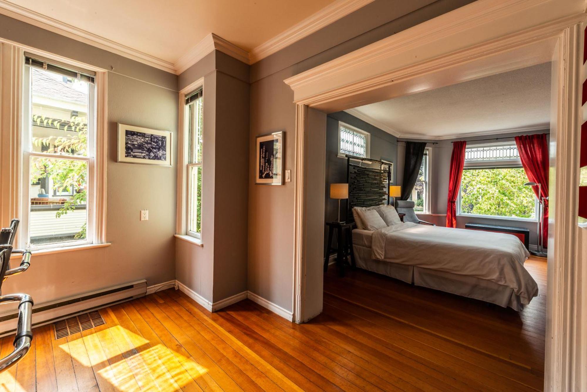 Ocean Island Garden Suites Вікторія Номер фото